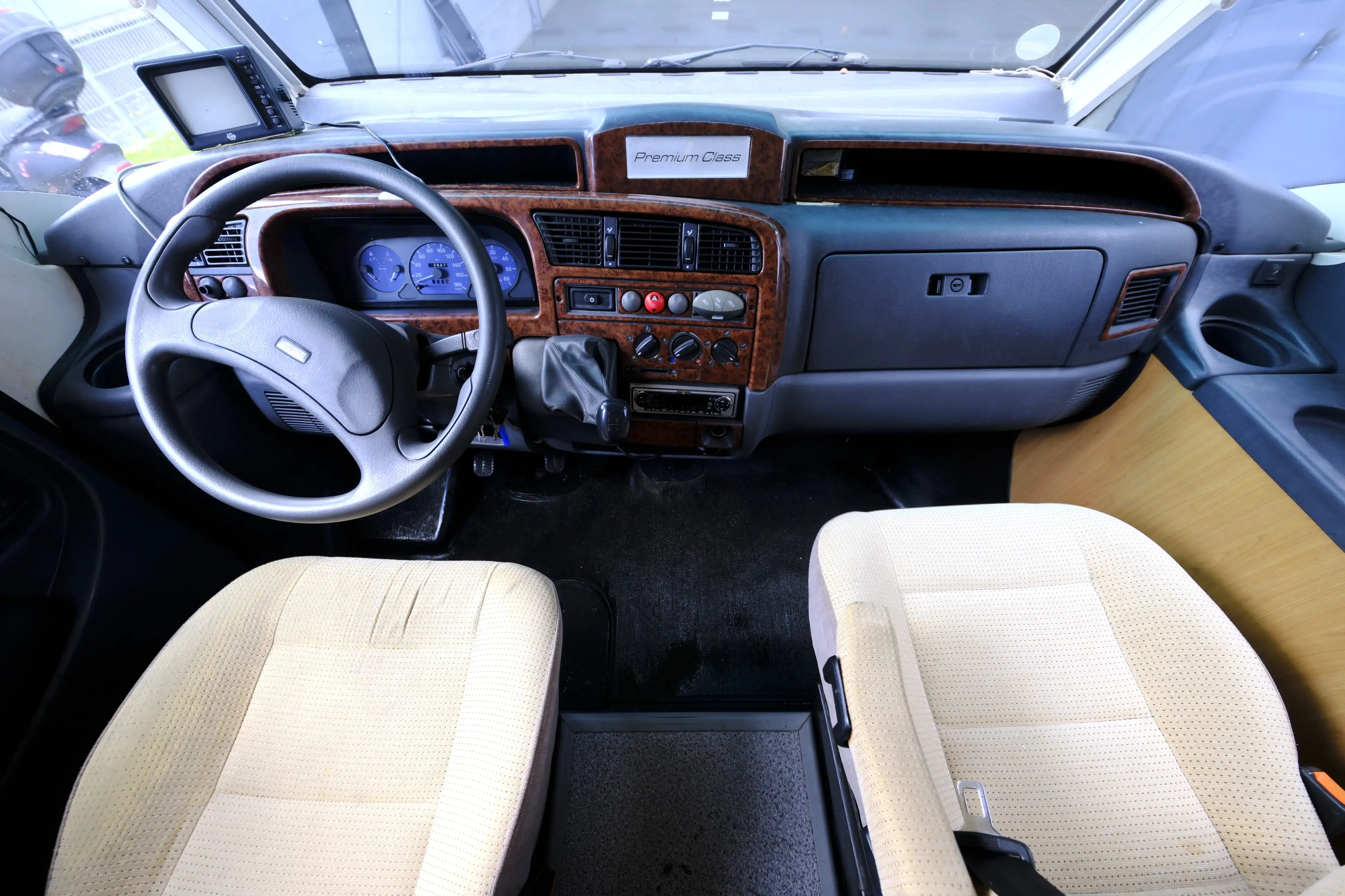 DETHLEFFS I 6976 Premium Class